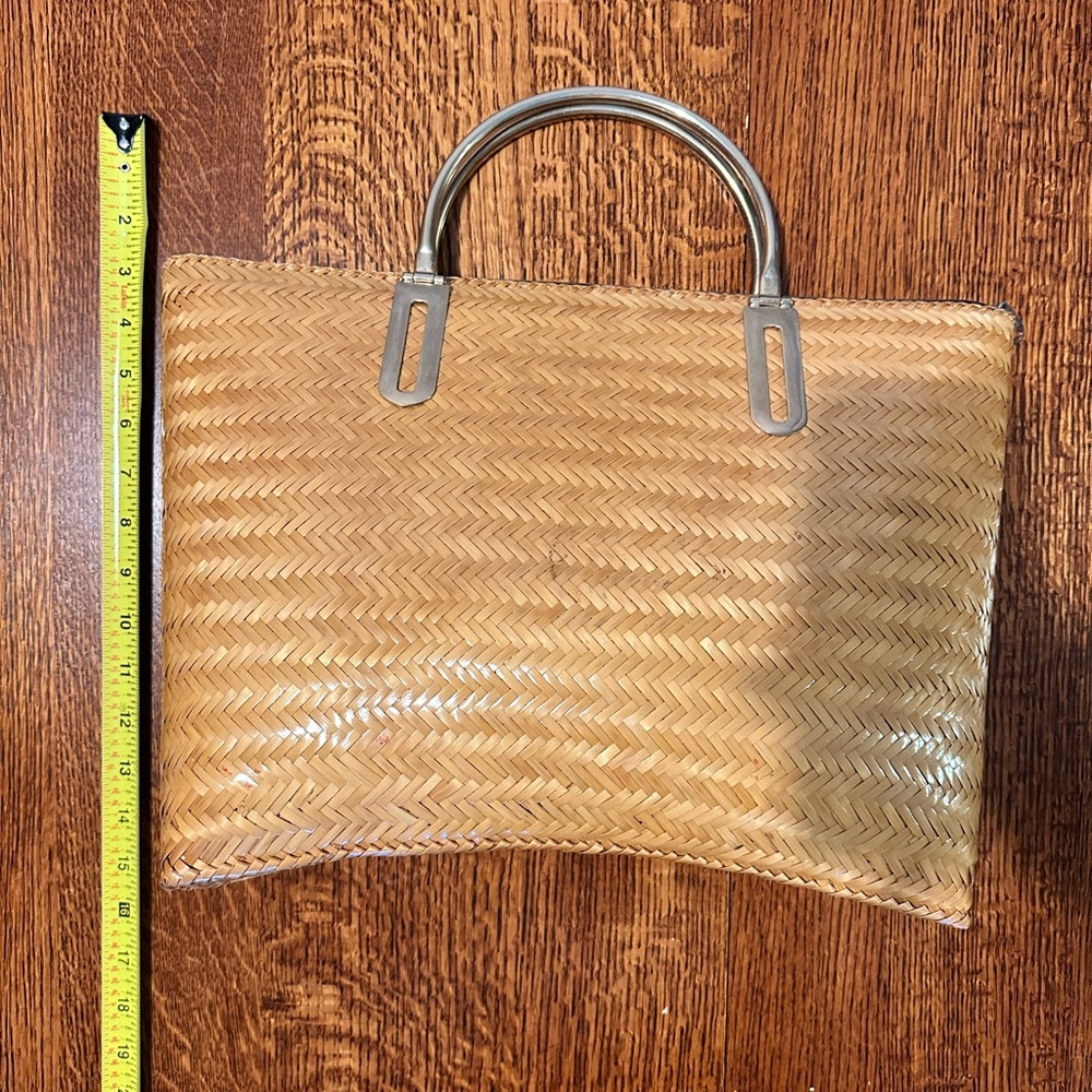 Gold Handle Woven Wicker Envelope Tote Purse - Picture 3 of 8